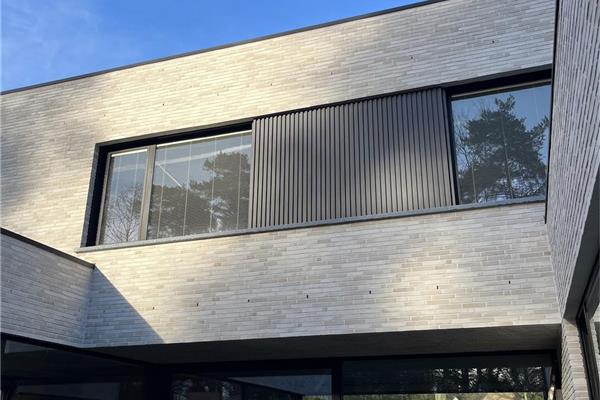 Reynaers Masterline 8 kozijn en Mato gevelbekleding